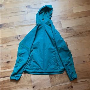 Colombia - Size Small Bluegreen Windbreaker